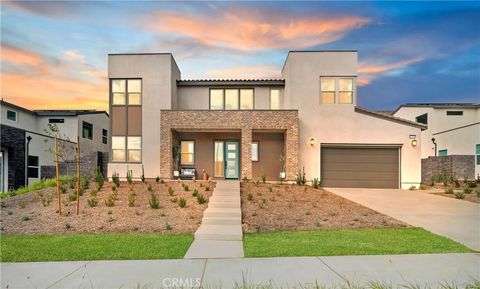 15800 Conservatory Drive Fontana CA 92336