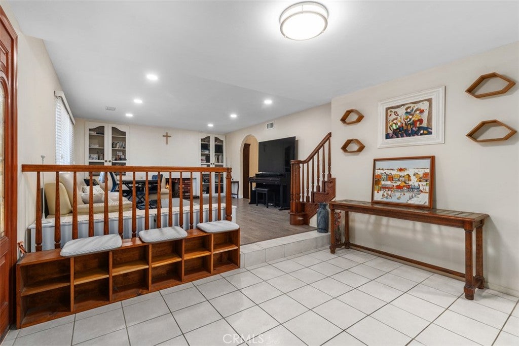 5023 Evergreen