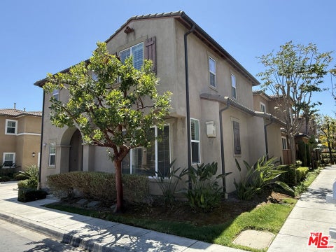 Photo of 9135 S Cullen Way, Inglewood, CA 90305 (MLS # 26831923)