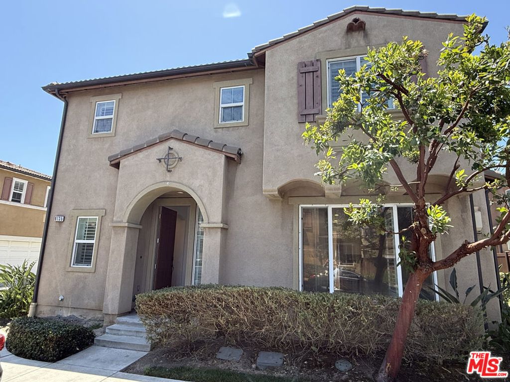Photo of 9135 S Cullen Way, Inglewood, CA 90305 (MLS # 26831923)