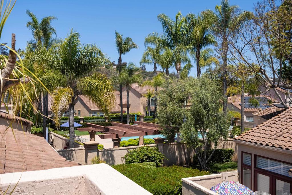 Whispering Palms (31487) - Residential