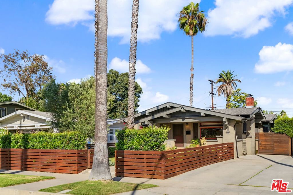 150 S Hobart Boulevard