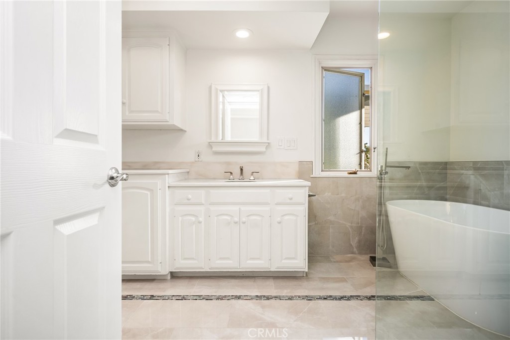 Harbor View Broadmoor (HVWB) - Residential Lease