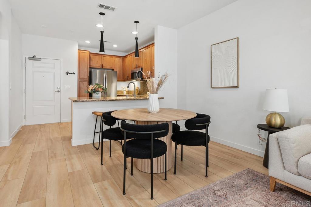 3887 Pell Place 325