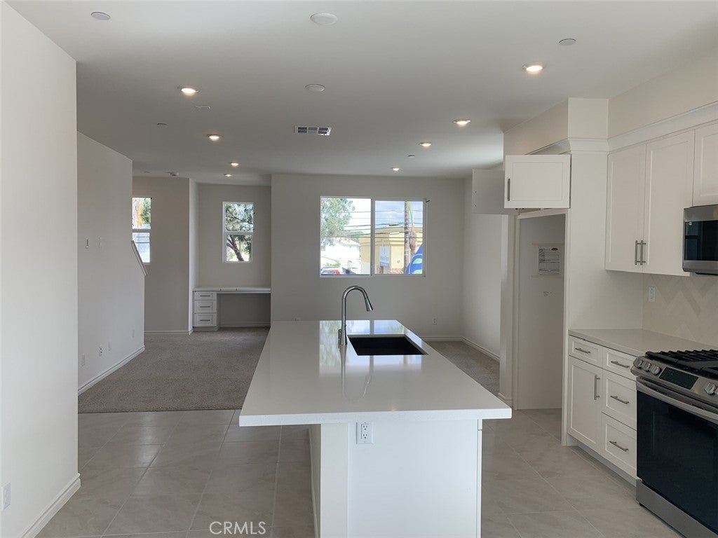 11456 Artesia