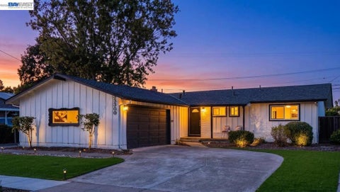 Photo of 38300 Acacia St, Fremont, CA 94536 (MLS # 41147774)
