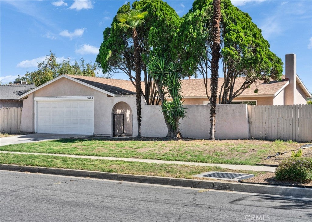 10155 Hemlock Street