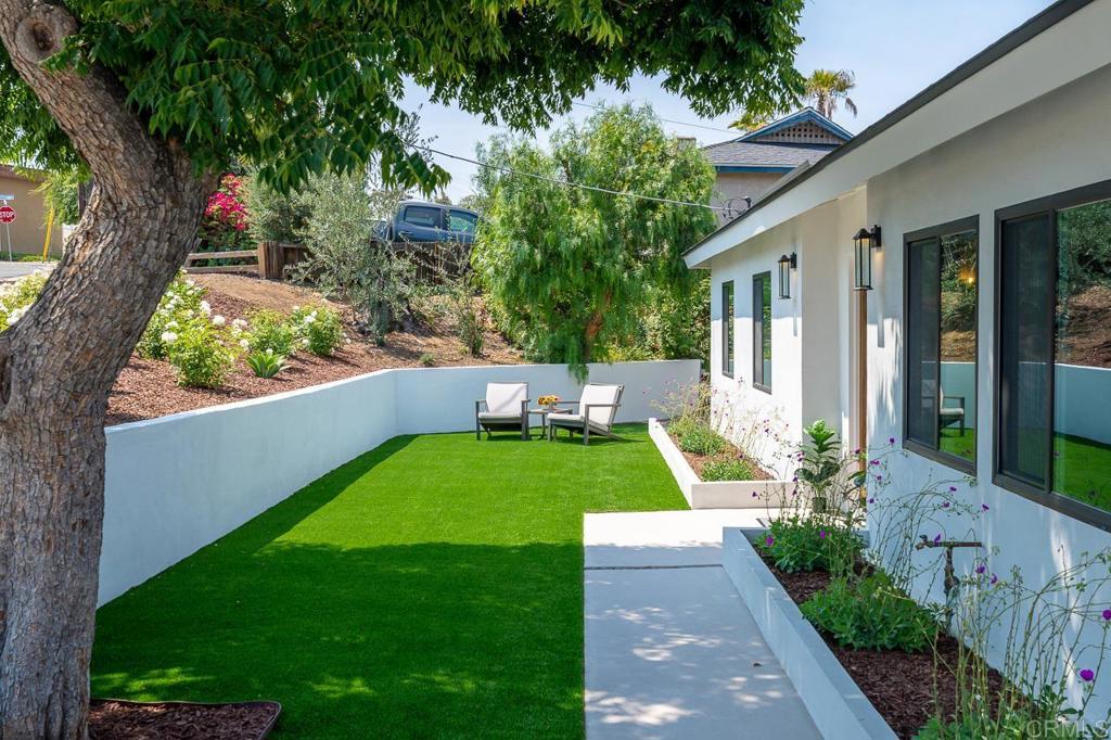 6270 Meadowcrest Drive