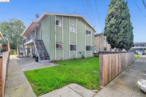 Photo of 128 Catron Dr Dr, Oakland, CA 94603 (MLS # 41121191)