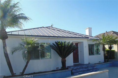 Photo of 237 San Remo Drive, Long Beach, CA 90803 (MLS # PW26080341)