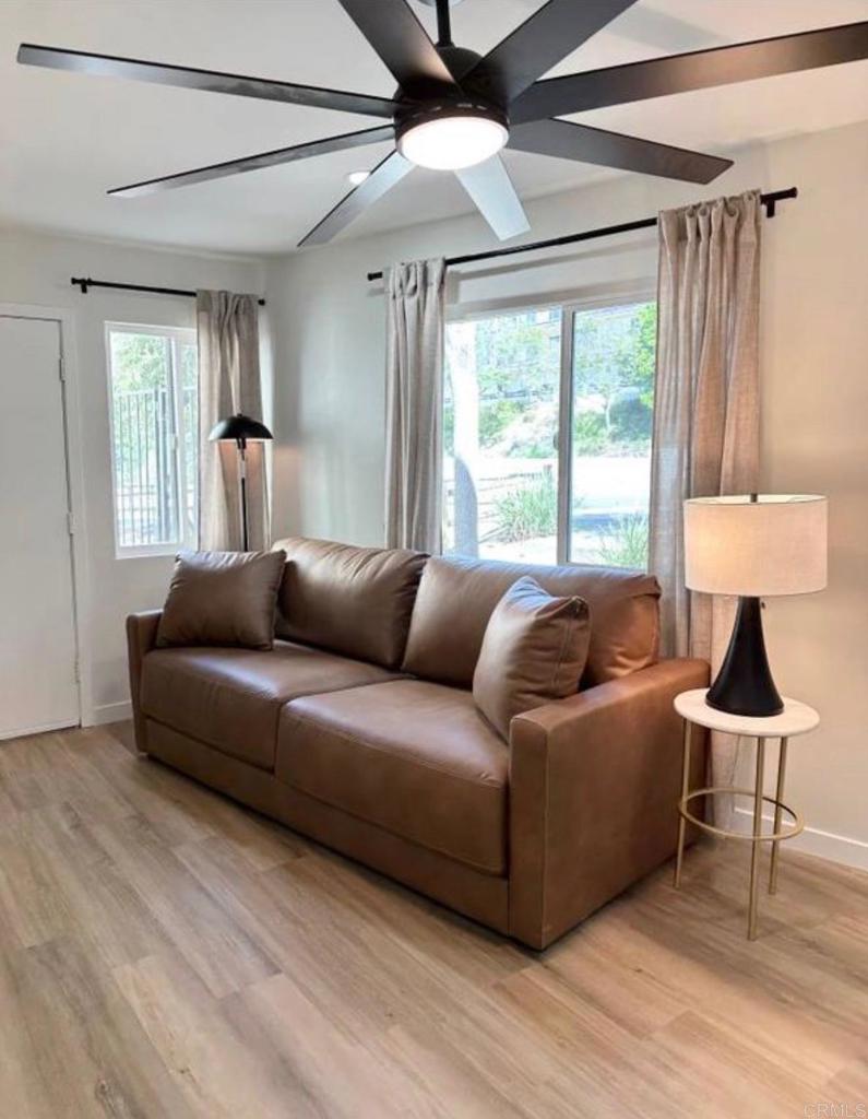 5725 Linda Vista Road 8