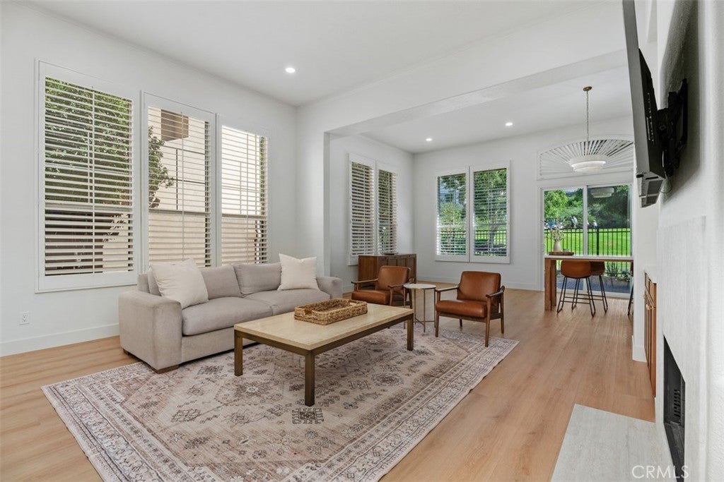 28096 Paseo Hacienda