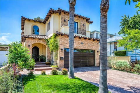 Photo of 1036 Avenue C, Redondo Beach, CA 90277 (MLS # SB26075417)