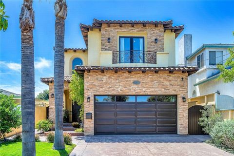 Photo of 1036 Avenue C, Redondo Beach, CA 90277 (MLS # SB26075417)