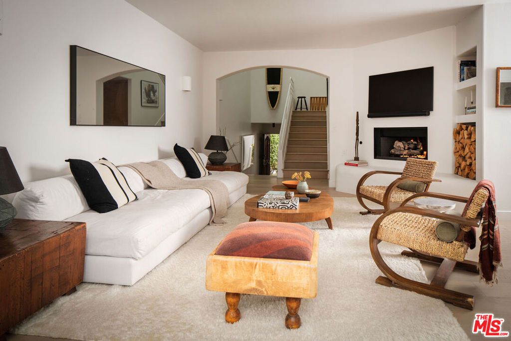 Photo of 6435 Zumirez Drive #8, Malibu, CA 90265 (MLS # 26839767)