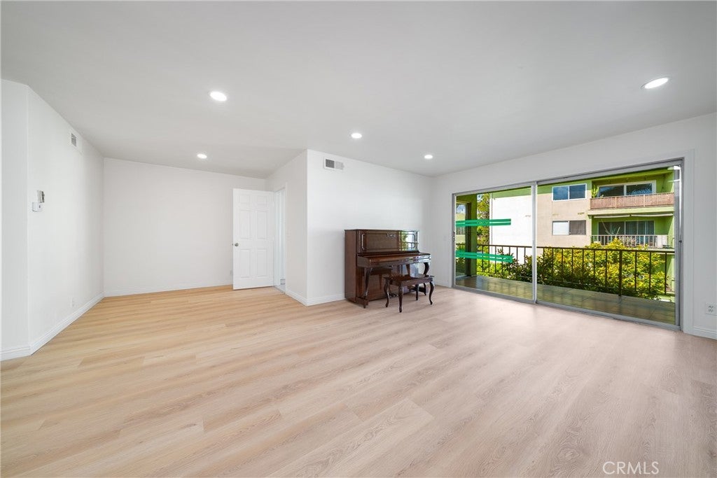 1301 S Atlantic Boulevard 301A