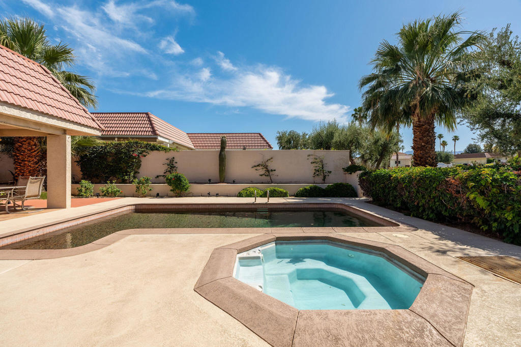 38580 Tandika Trail N