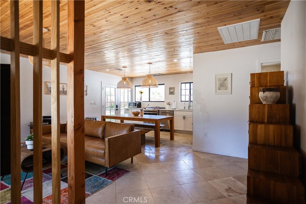 Photo of 61680 Valley View Drive, Joshua Tree, CA 92252 (MLS # JT25246523)