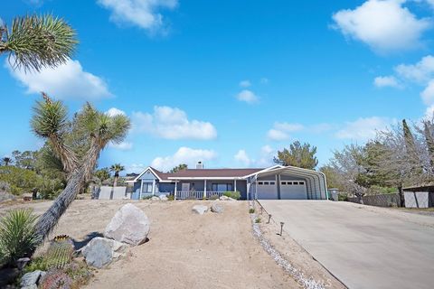 Photo of 57440 Airway Court, Yucca Valley, CA 92284 (MLS # JT26029226)