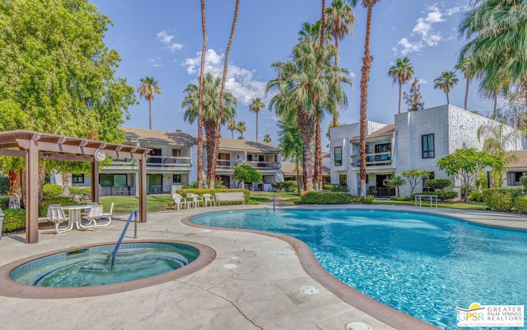 Palm Canyon Villas - Residential Lease