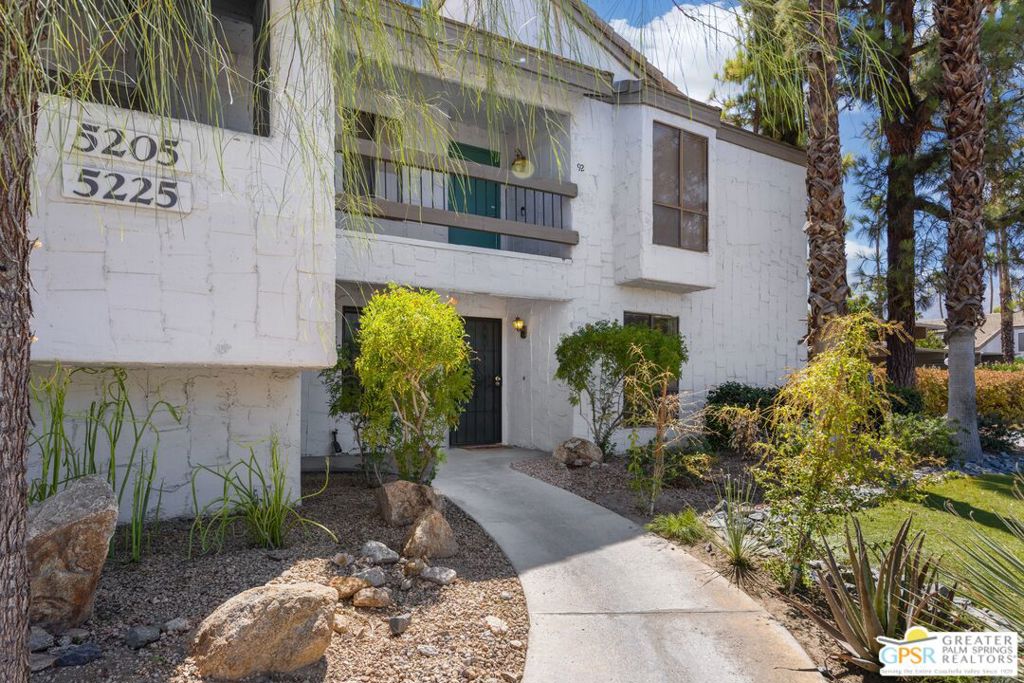 Palm Canyon Villas - Residential Lease