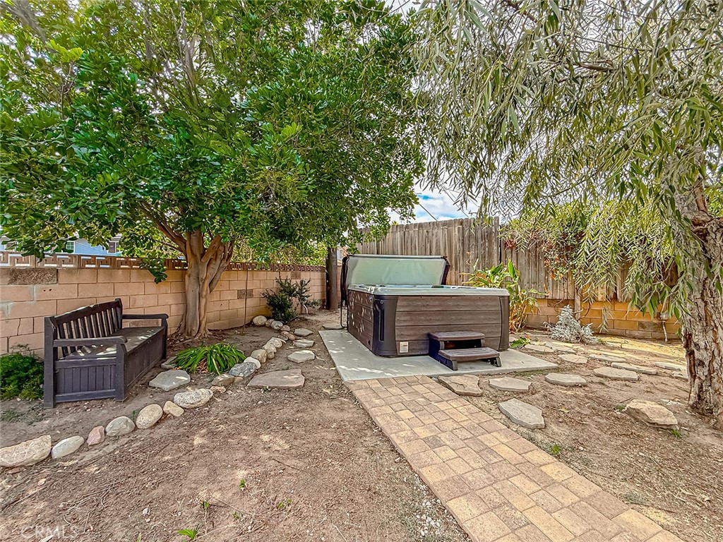 Valley West (Berylwood) (275) - Residential Lease