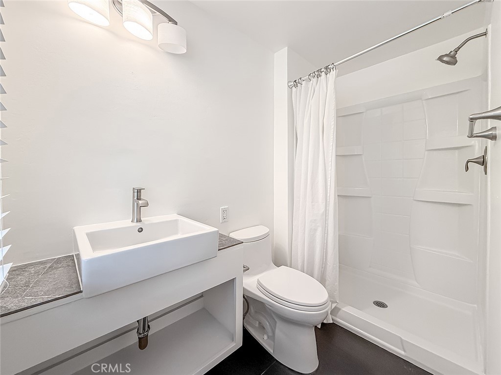 Valley West (Berylwood) (275) - Residential Lease