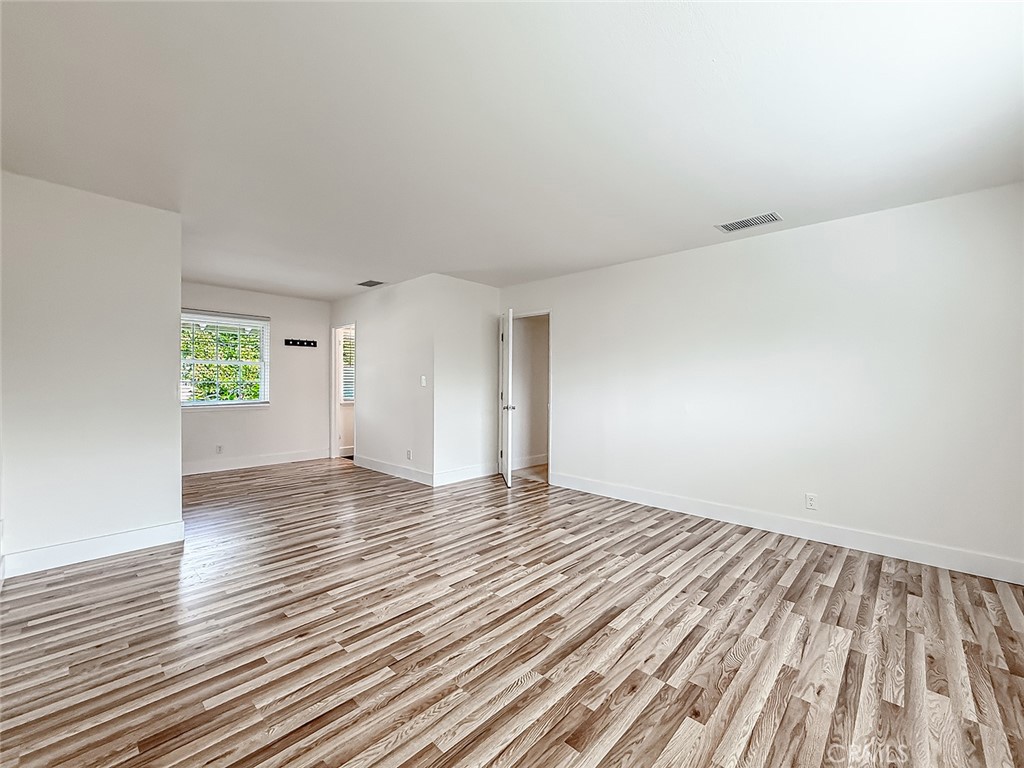 Valley West (Berylwood) (275) - Residential Lease