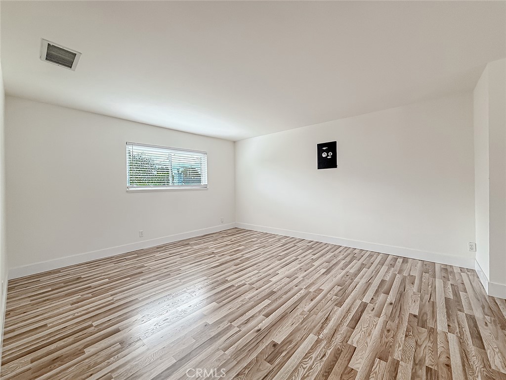 Valley West (Berylwood) (275) - Residential Lease