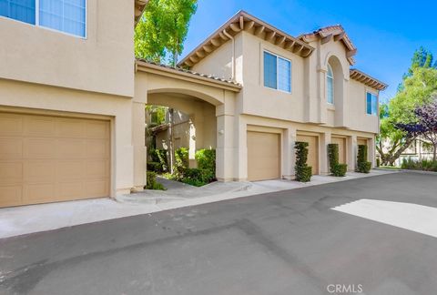 Photo of 54 Waxwing Ln, Aliso Viejo, CA 92656 (MLS # OC26078064)