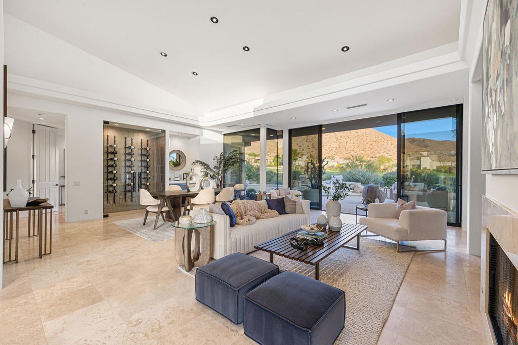 137 Metate Place