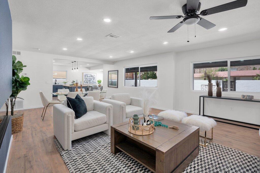 51480 Avenida Obregon