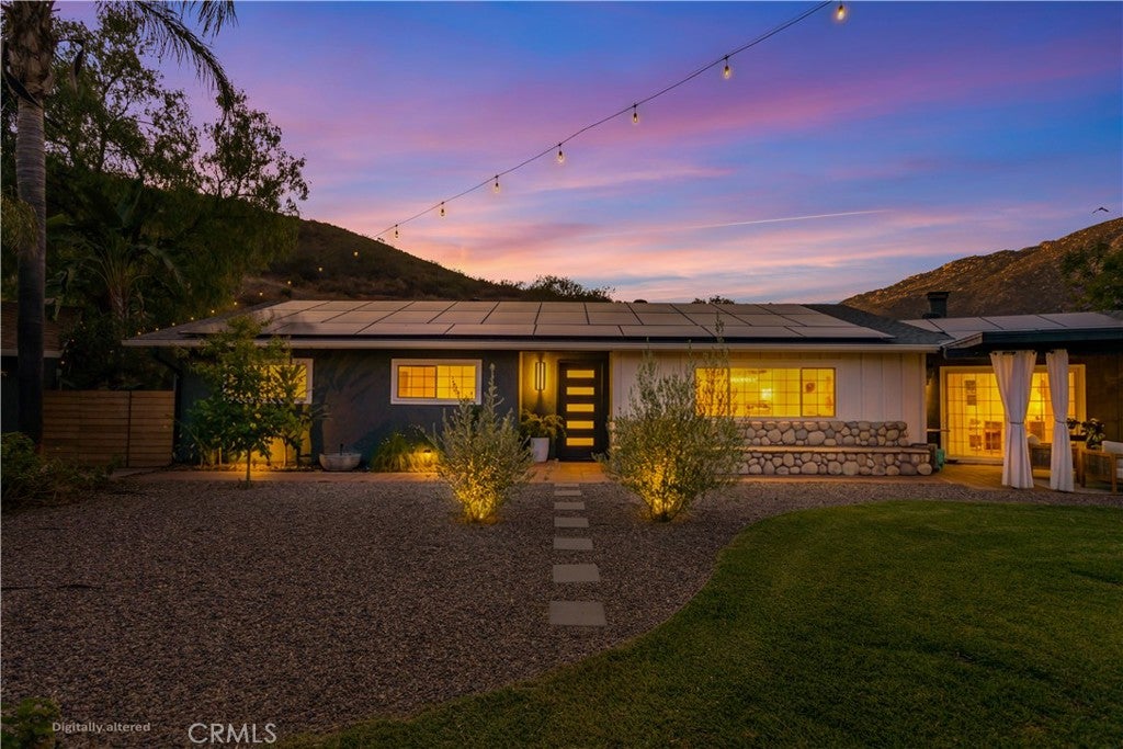 117 La Cresta TRL, El Cajon CA 92019
