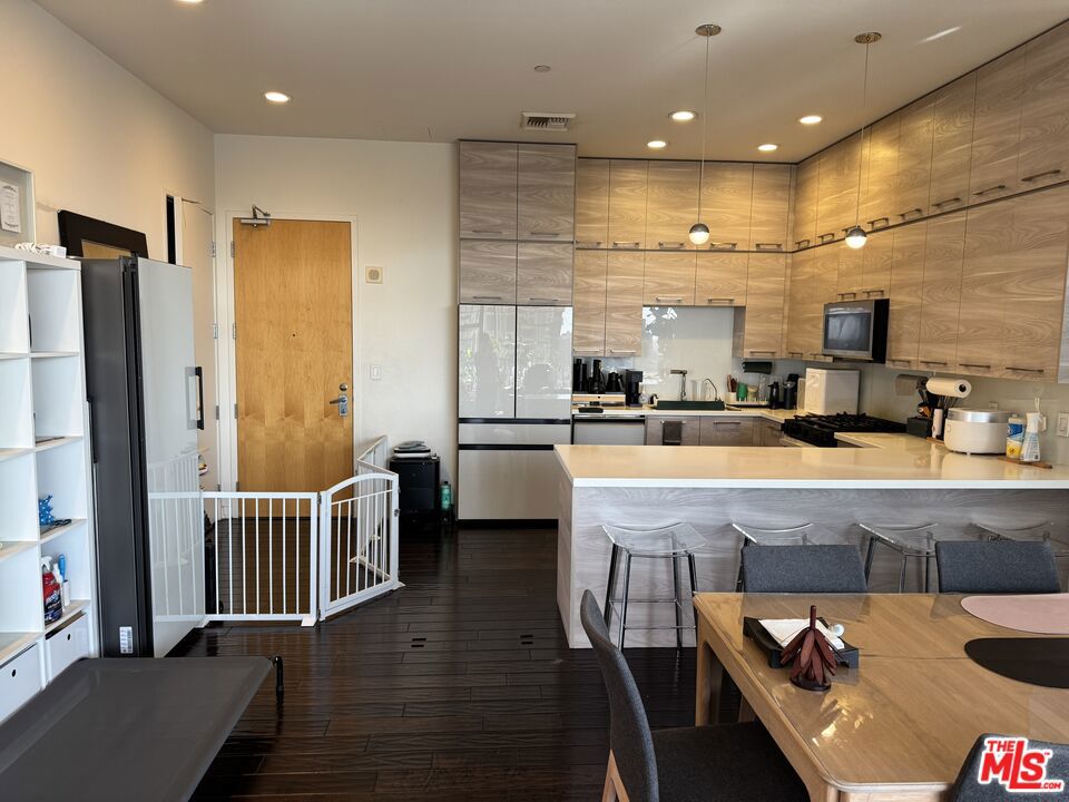 801 S Grand Avenue 1507