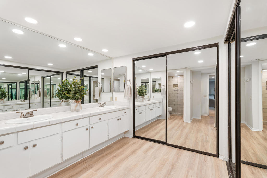 Riviera Gardens - Residential