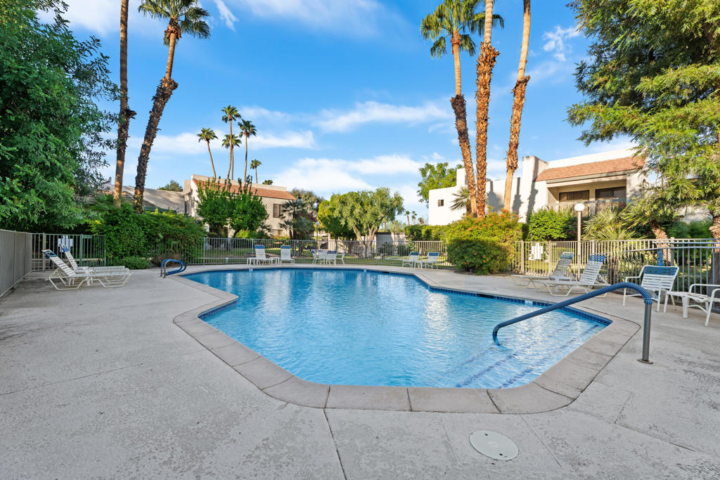 Riviera Gardens - Residential