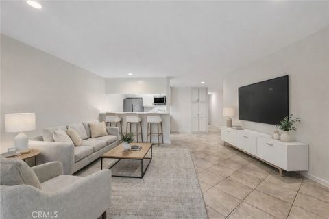 280 Molino 108 Long Beach CA 90803