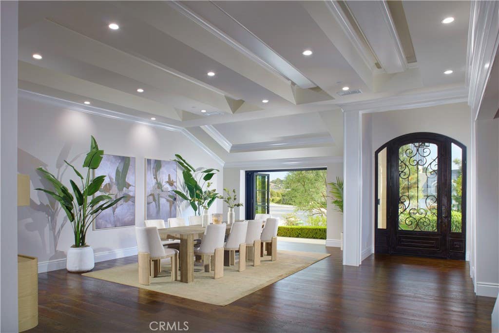 Photo of 4 Inverness Lane, Newport Beach, CA 92660 (MLS # NP26172248)