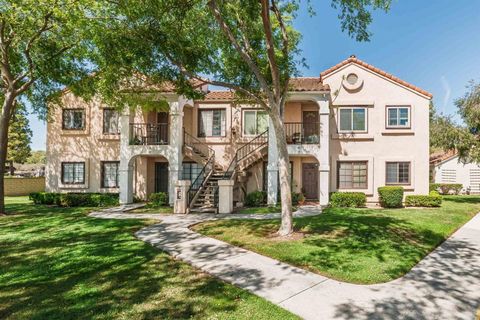 Photo of 10758 Dabney Drive #40, San Diego, CA 92126 (MLS # NDP2602931)