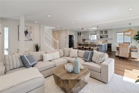 Photo of 2106 Nelson Avenue #A, Redondo Beach, CA 90278 (MLS # SB25216255) Photo of 2106 Nelson Avenue #A, Redondo Beach, CA 90278 (MLS # SB25216255)