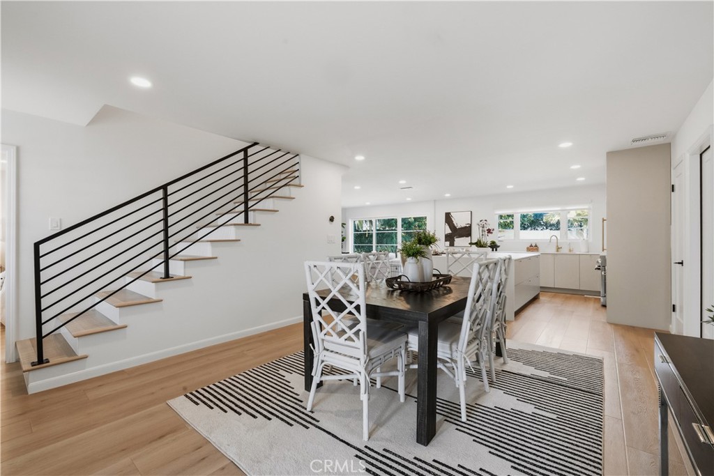 8807 El Lago