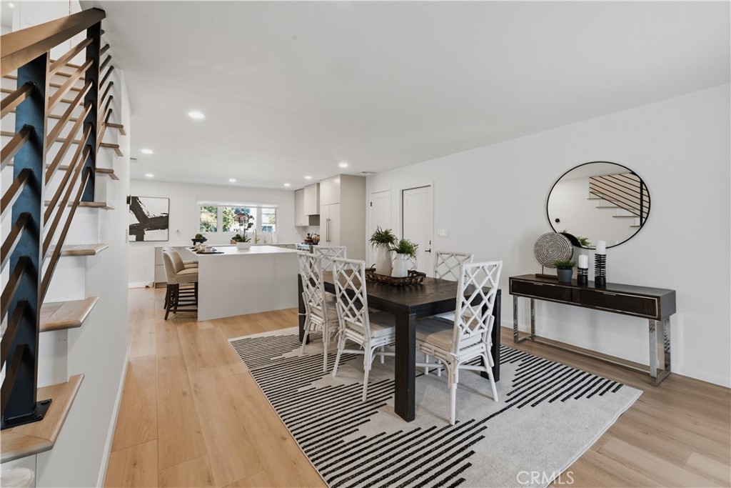 8807 El Lago