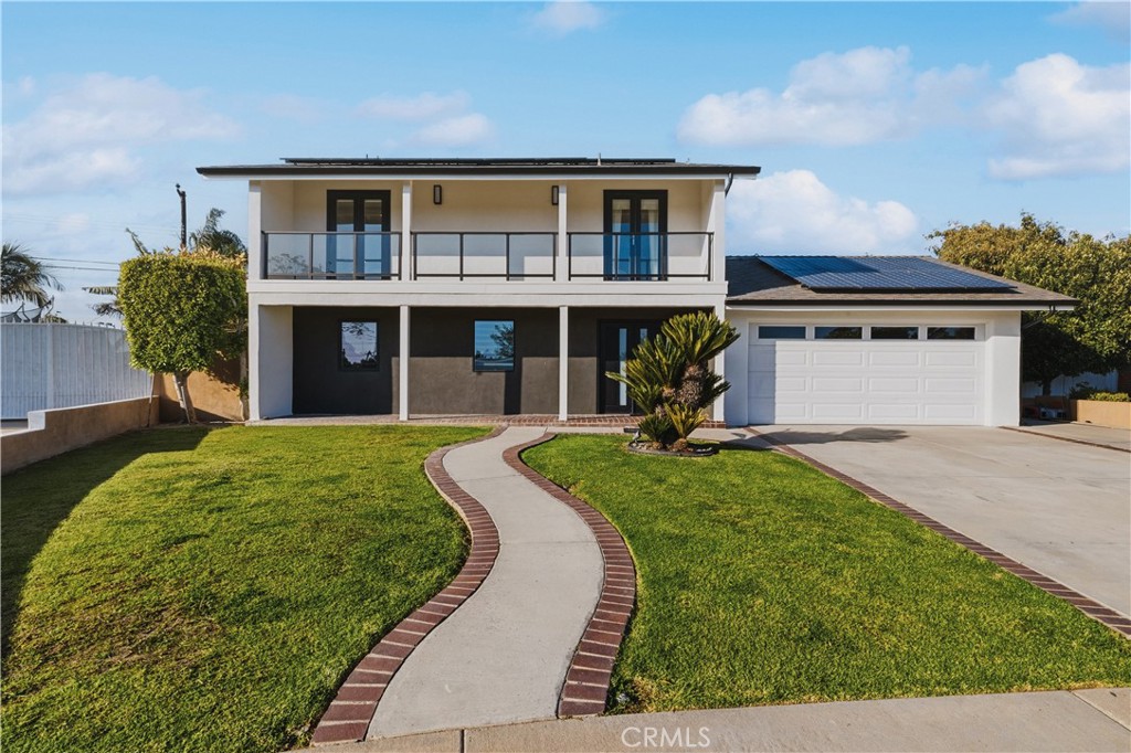 8807 El Lago