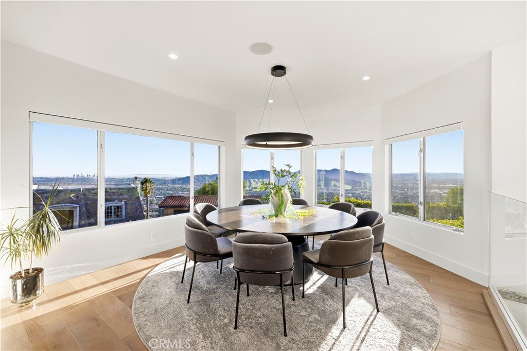 180 Aspen Oak