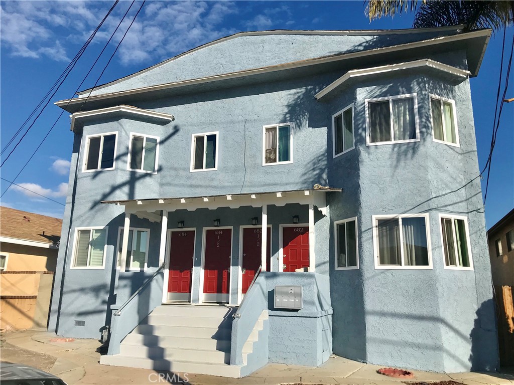 Photo 1 of 16 — 682 W 12th, San Pedro, CA 90731