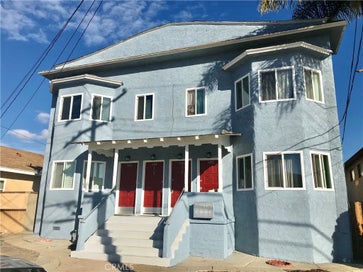 682 W 12th San Pedro CA 90731