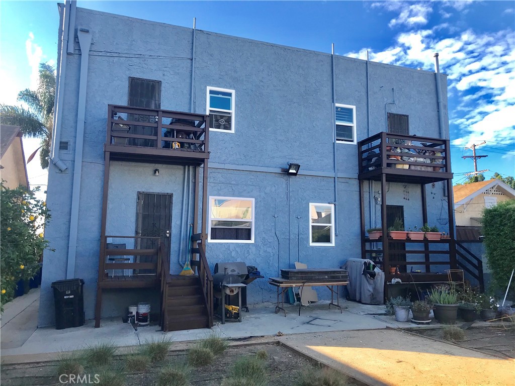 682 W 12th