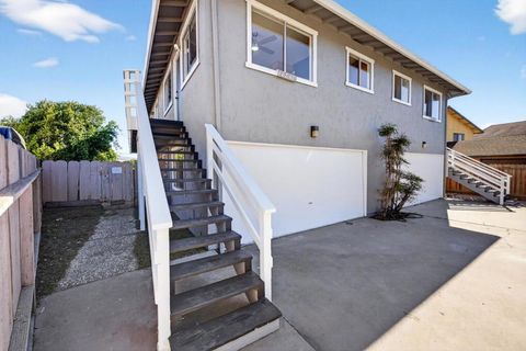 Photo of 18848 Eisenhower Street, Salinas, CA 93906 (MLS # ML82026788)