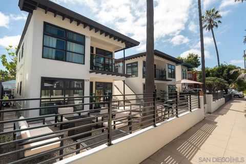 Photo of 805 Dover Ct Ct, San Diego, CA 92109 (MLS # 240026837SD)