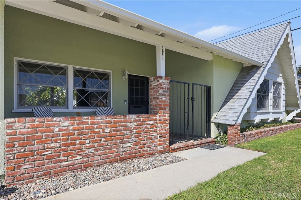 4581 Delafield Drive